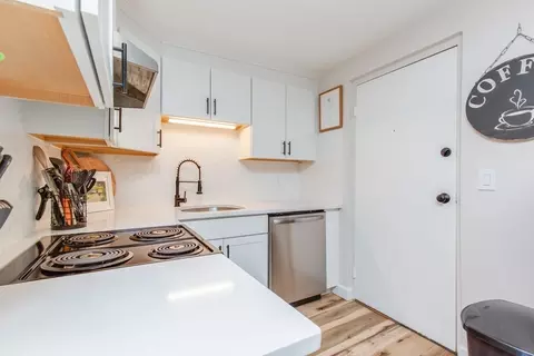 Kitchen - 15 Staples Ave #46, Everett, MA 02149 photo 2 of 4