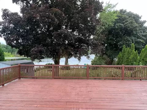 80 Pine Grove St, Springfield, MA 01119 photo 7