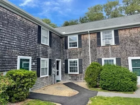 135 W Main St #43, Hyannis, MA 02601