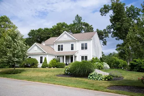 80 Farrington Ave, Wrentham, MA 02093