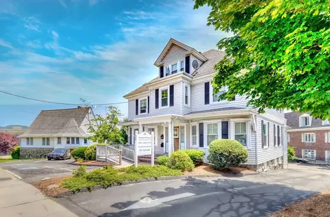 24 Walpole St, Norwood, MA 02062