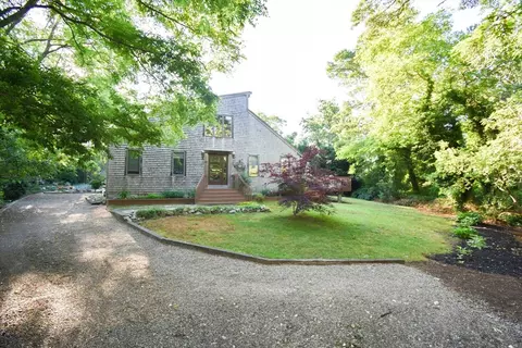 60 Harding Rd, Eastham, MA 02642