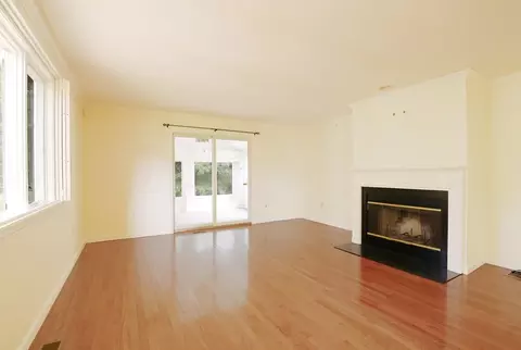 6 Sandview Ter, Mashpee, MA 02649 photo 3