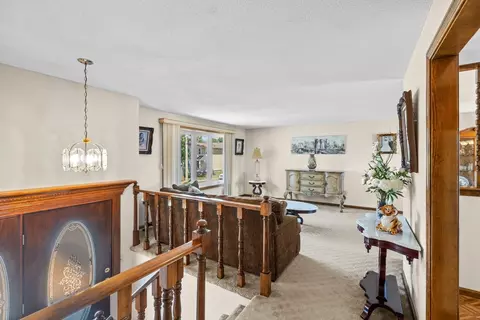 Entry Way - 403 Aetna St, Fall River, MA 02721 photo 2 of 7