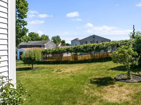 Exterior - 403 Aetna St, Fall River, MA 02721 photo 3 of 8