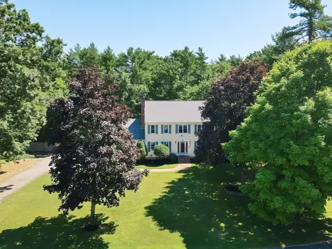 35 Millfarm Dr, Mansfield, MA 02048