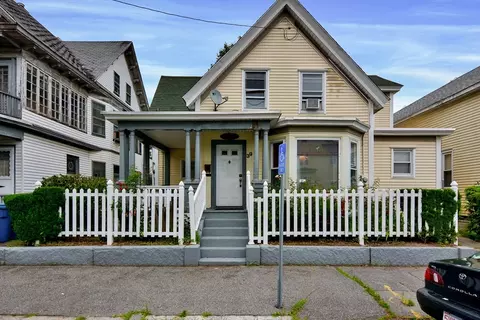 39 E Haverhill St, Lawrence, MA 01841