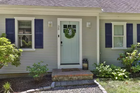 38 Crosby Rd, Barnstable, MA 02632 photo 2