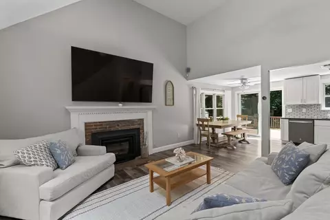 38 Crosby Rd, Barnstable, MA 02632 photo 4