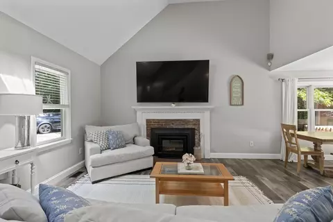 38 Crosby Rd, Barnstable, MA 02632 photo 5