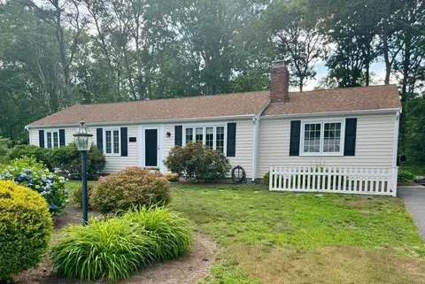 173 Nottingham Dr, Barnstable, MA 02632 photo 2