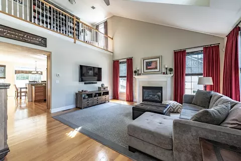 Living - 111 Caddyshack Dr, Chicopee, MA 01020 photo 1 of 3