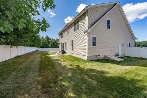 Exterior - 111 Caddyshack Dr, Chicopee, MA 01020 photo 9 of 11