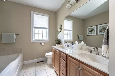 Bath - 111 Caddyshack Dr, Chicopee, MA 01020 photo 1 of 2