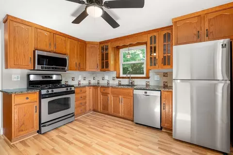127 Whiting, Dedham, MA 02026 photo 3