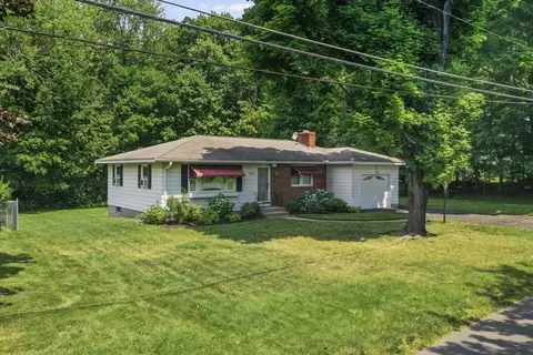 110 Lincoln St, Leominster, MA 01453