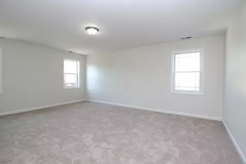 Bedroom - 30 Leitch St, Springfield, MA 01109 photo 1 of 7