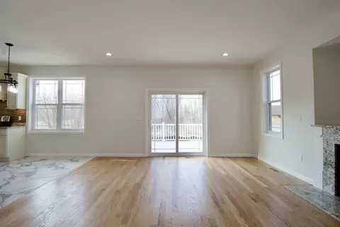Living - 30 Leitch St, Springfield, MA 01109 photo 3 of 9