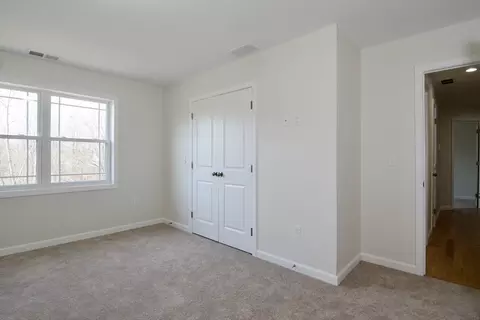 Bedroom - 30 Leitch St, Springfield, MA 01109 photo 3 of 7