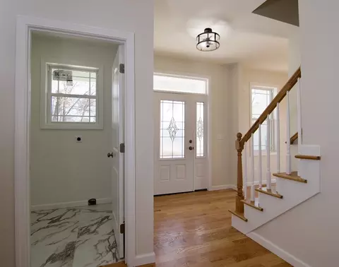 Entry Way - 30 Leitch St, Springfield, MA 01109 photo 3 of 5
