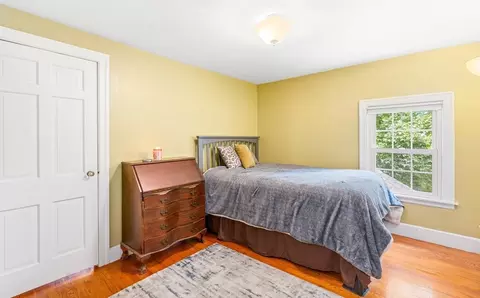 235 Emerson St, Springfield, MA 01118 photo 14