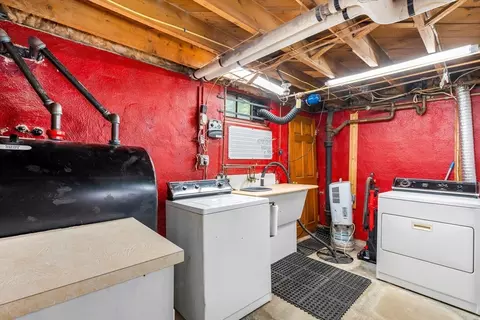 235 Emerson St, Springfield, MA 01118 photo 19