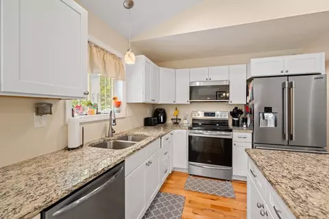 190 Lower Gore Rd, Webster, MA 01570 photo 19