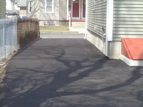 61 63 Nelson Ave, Springfield, MA 01109 photo 23