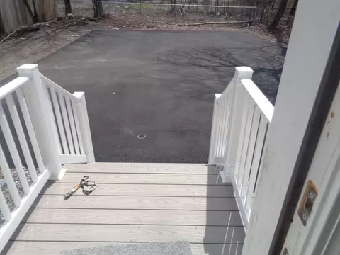 61 63 Nelson Ave, Springfield, MA 01109 photo 20