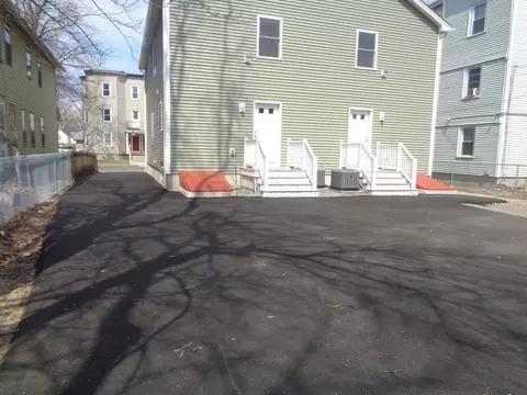 61 63 Nelson Ave, Springfield, MA 01109 photo 22