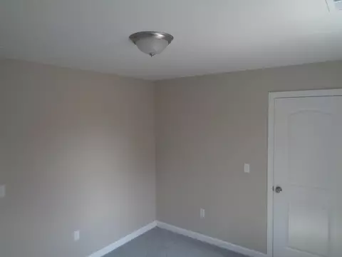 61 63 Nelson Ave, Springfield, MA 01109 photo 15