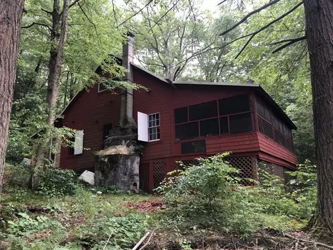 Camp 17e Ct River, Montague, MA 01376