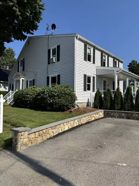 11 Dunbar St, Worcester, MA 01603