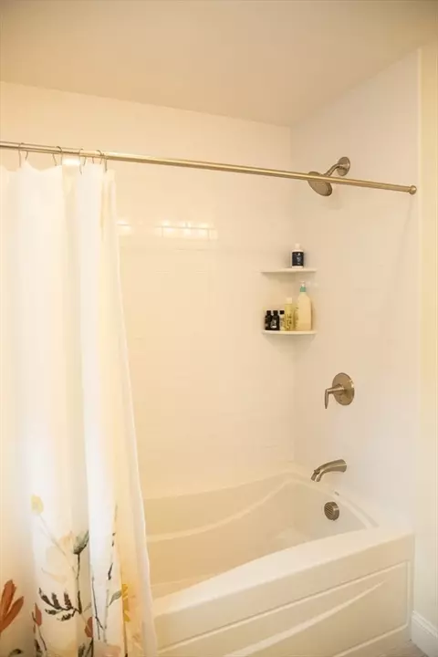 32 Overlook Dr, Danvers, MA 01923 photo 27