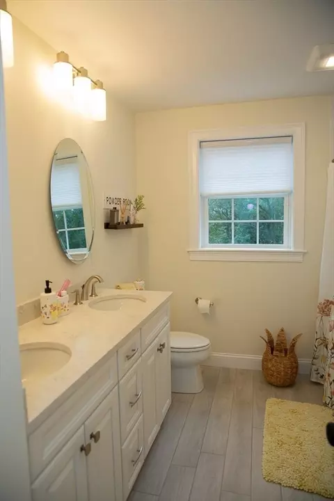 32 Overlook Dr, Danvers, MA 01923 photo 26