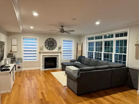 32 Overlook Dr, Danvers, MA 01923 photo 6