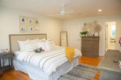 32 Overlook Dr, Danvers, MA 01923 photo 15