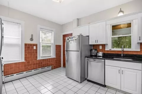 20 E Milton Rd #3, Brookline, MA 02445 photo 7