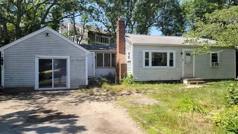 55 Kings Way, Barnstable, MA 02601