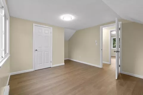49 Sylvester St, Springfield, MA 01109 photo 23