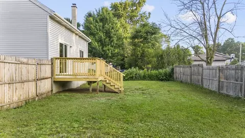49 Sylvester St, Springfield, MA 01109 photo 31