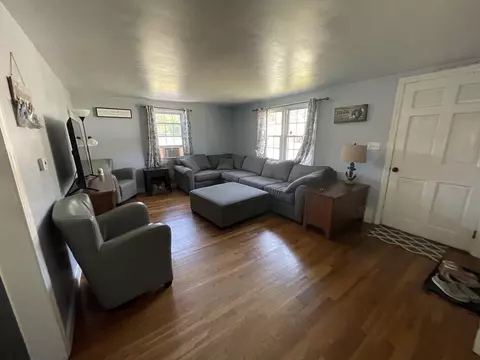 109 Oak St, Raynham, MA 02767 photo 5