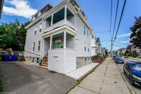 216 Grove St, Fall River, MA 02720 photo 6
