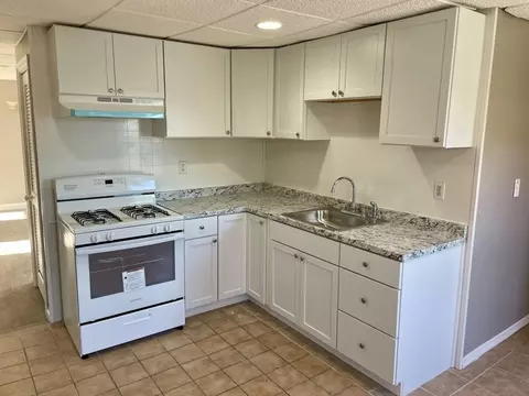 159 Cherry St, Fall River, MA 02720 photo 4