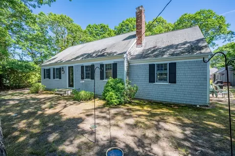 121 Cottonwood Rd, Harwich, MA 02645