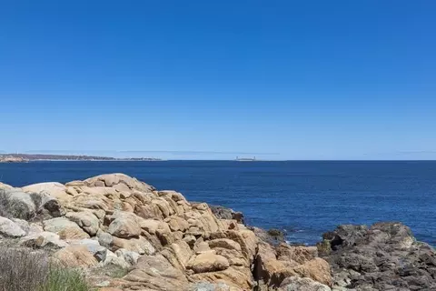 129 Atlantic Rd, Gloucester, MA 01930 photo 2