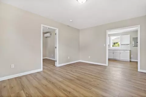 48 Alty St, Fall River, MA 02723 photo 5