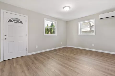 48 Alty St, Fall River, MA 02723 photo 6