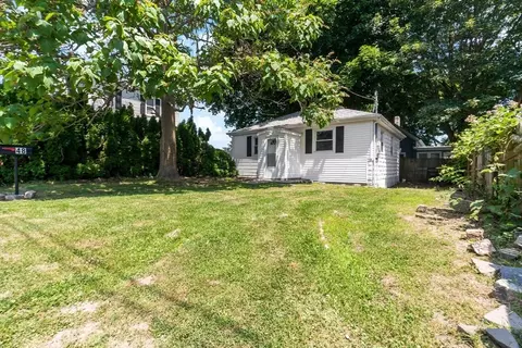 48 Alty St, Fall River, MA 02723 photo 2