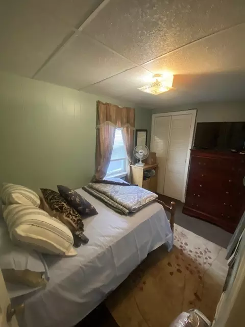 23 Suffolk St, Worcester, MA 01604 photo 10